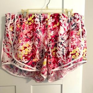 Calvin Klein Athletic Shorts XXL NWT - Multicolored